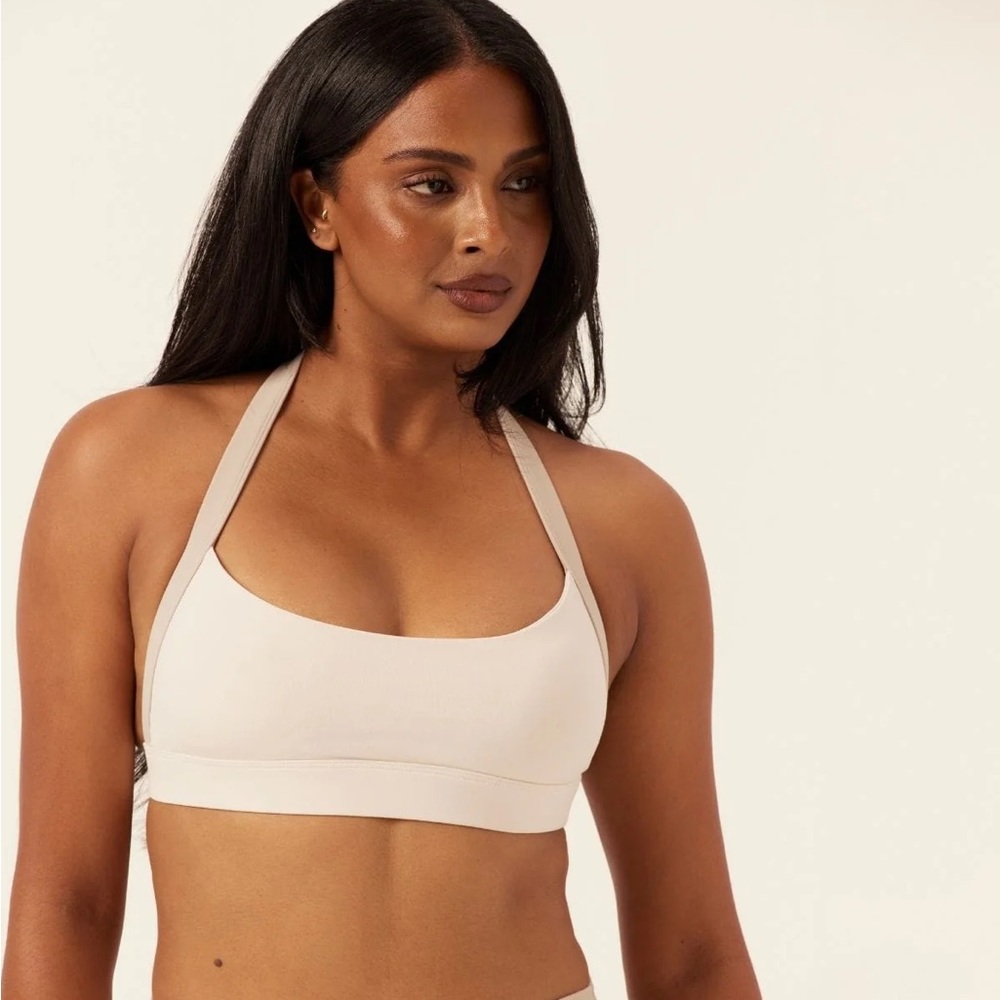 CSB Serenity Alani two tone cream sports bra